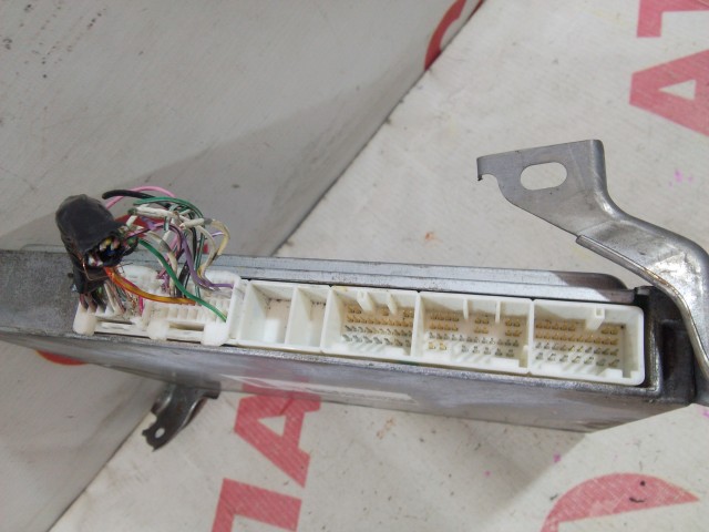 Компьютер TOYOTA Avensis 1AZ-FSE