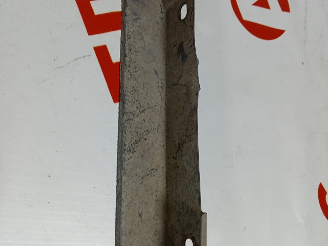 Крепление  TOYOTA Camry 