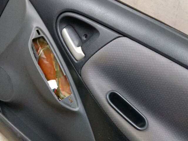 Дверь TOYOTA Platz 