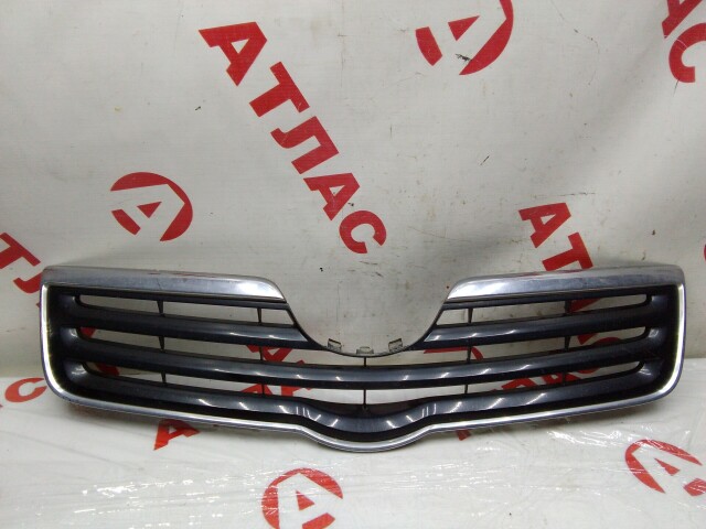 Решетка радиатора TOYOTA Avensis 