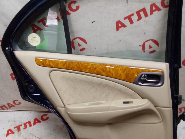 Дверь NISSAN Bluebird Sylphy 
