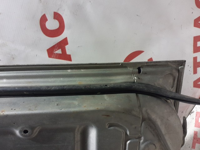 Дверь TOYOTA Gaia 