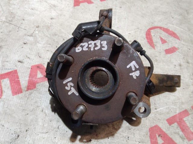 Ступица TOYOTA Ist 