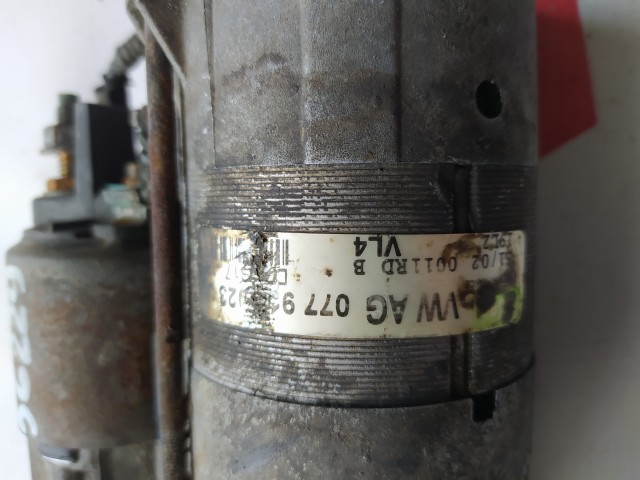 Стартер VOLKSWAGEN Touareg AXQ