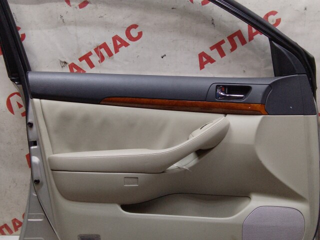 Дверь TOYOTA Avensis 