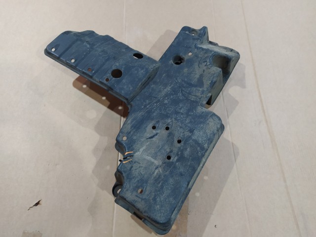 Защита днища TOYOTA RAV4 