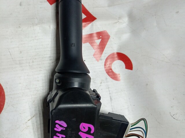 Гитара руля TOYOTA Ractis 