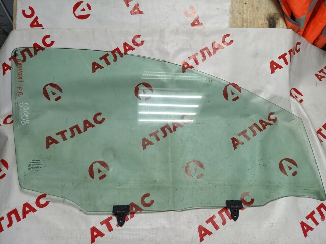 Стекло NISSAN Qashqai 