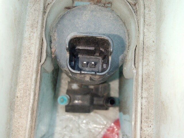 Бачок омывателя RENAULT Duster 