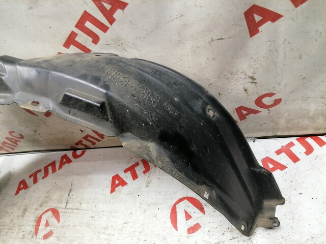 Подкрылок TOYOTA Corolla 