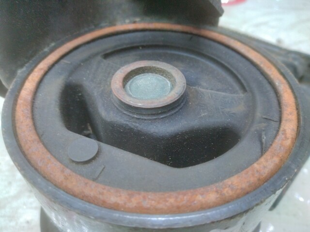 Подушка ДВС NISSAN X-Trail QR20-DE