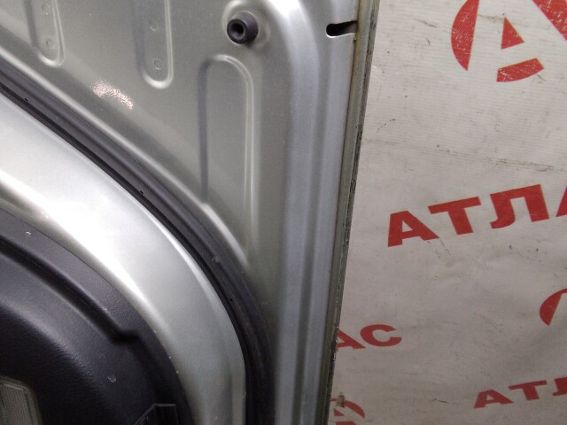 Дверь TOYOTA Avensis 