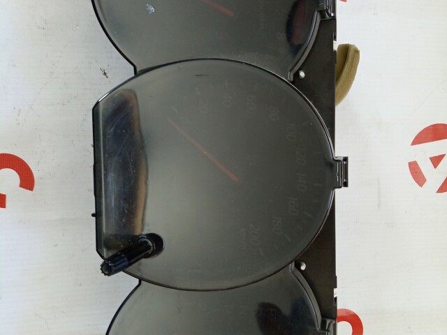 Щиток приборов SUZUKI Escudo 