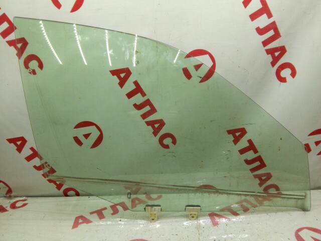 Стекло NISSAN Sunny 