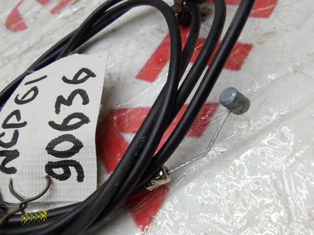 Трос капота TOYOTA Ist 