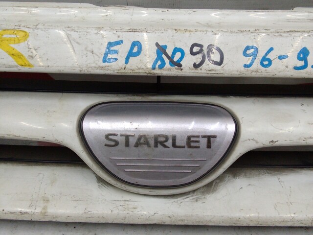 Решетка радиатора TOYOTA Starlet 