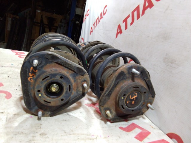 Стойка TOYOTA Avensis 