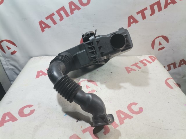 Корпус воздушного фильтра TOYOTA Platz 2NZ-FE