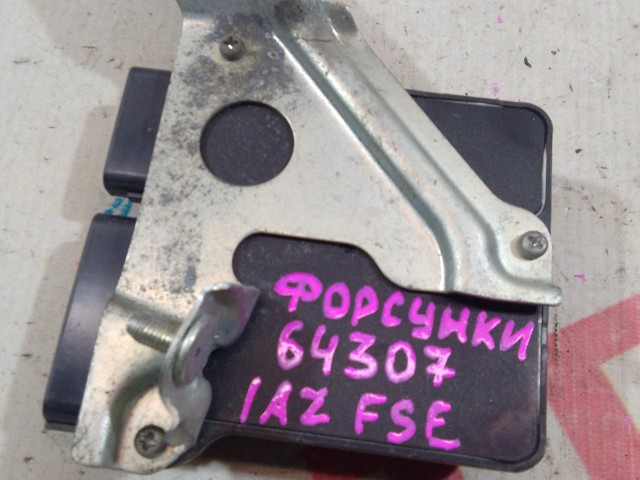 Блок управления форсунками TOYOTA Avensis 1AZ-FSE