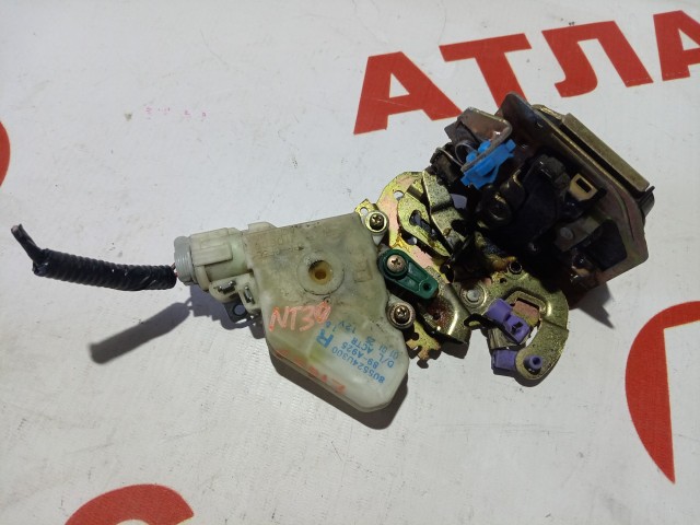 Замок двери NISSAN X-Trail 