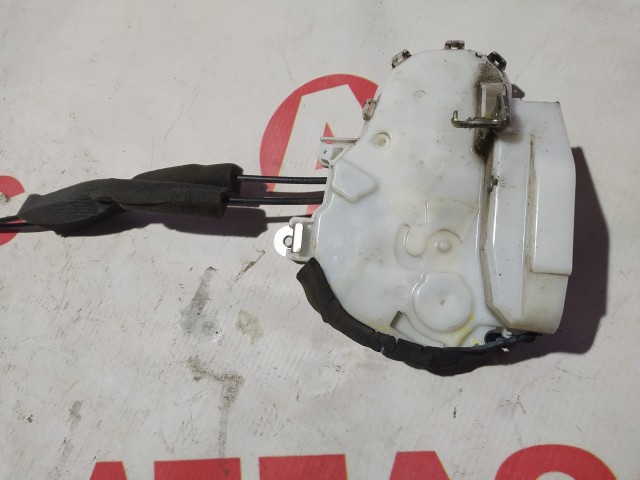 Замок двери HONDA Accord 