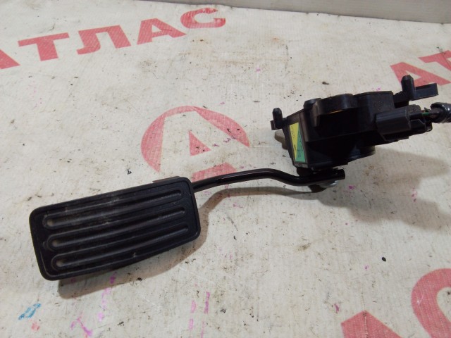 Педаль газа NISSAN X-Trail 