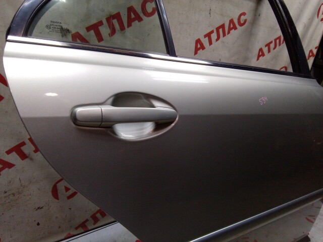 Дверь TOYOTA Avensis 