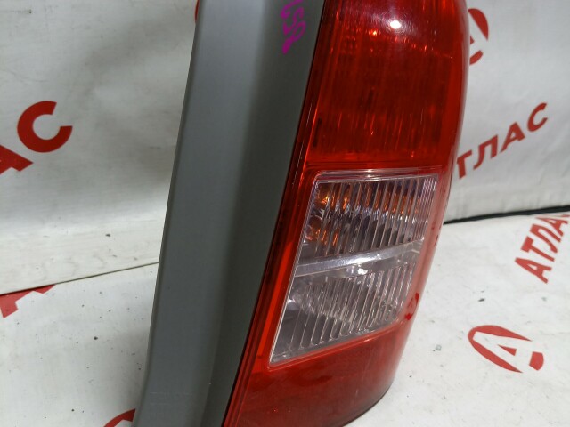 Стоп TOYOTA Corolla Fielder 