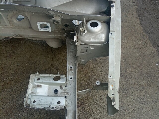 Лонжерон RENAULT Duster 