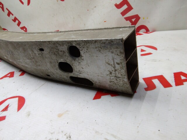 Усилитель бампера TOYOTA Harrier 