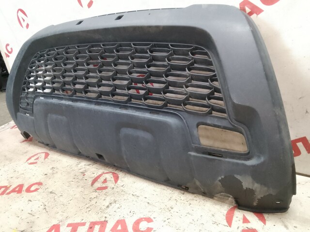 Решетка в бампер RENAULT Duster 