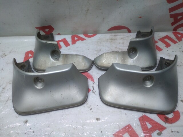 Брызговик TOYOTA Premio 