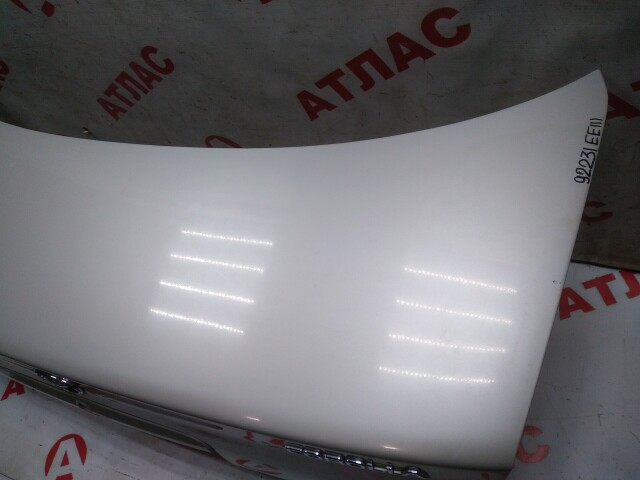 Крышка багажника TOYOTA Corolla 