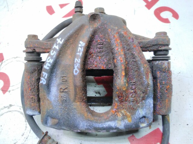 Суппорт TOYOTA Avensis 