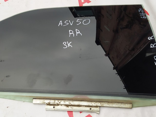 Стекло TOYOTA Camry 