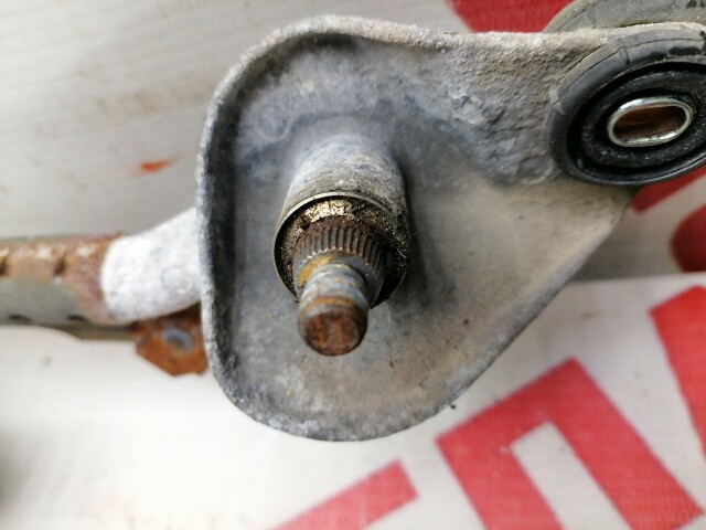 Трапеция дворников TOYOTA Corolla Runx 