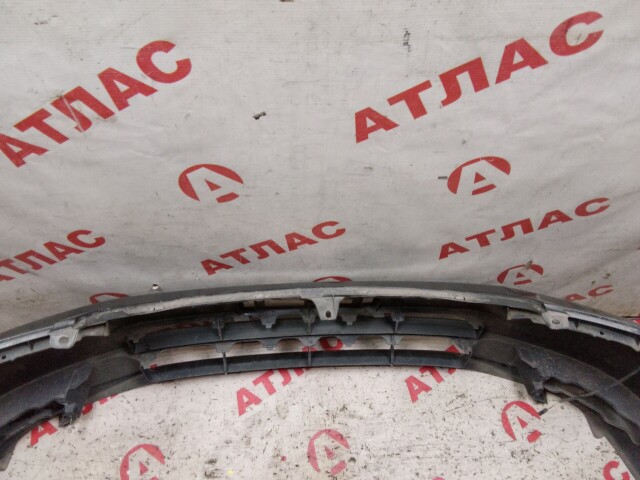 Бампер передний TOYOTA Corolla 