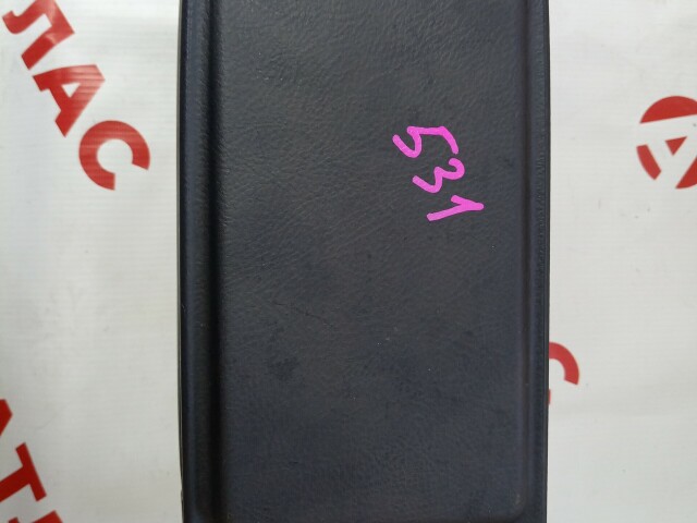 Подлокотник TOYOTA Avensis 