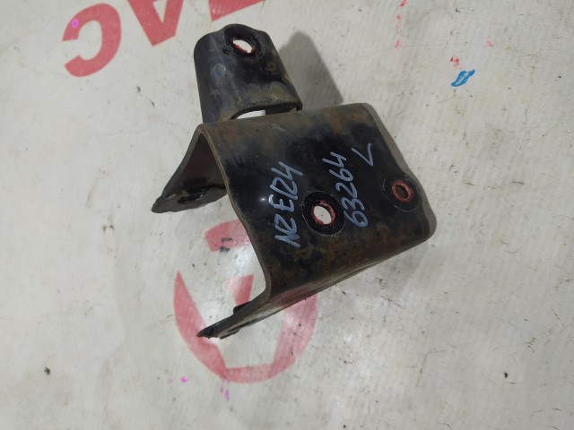 Кронштейн подушки ДВС TOYOTA Corolla 1NZ-FE