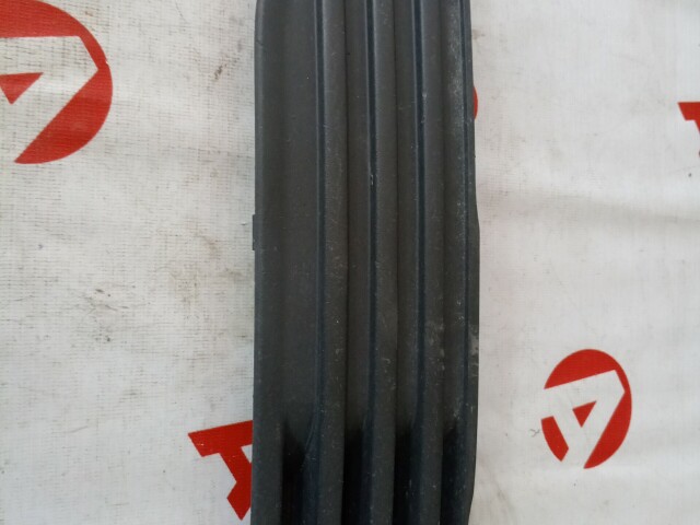 Заглушка в бампер FORD Focus II 