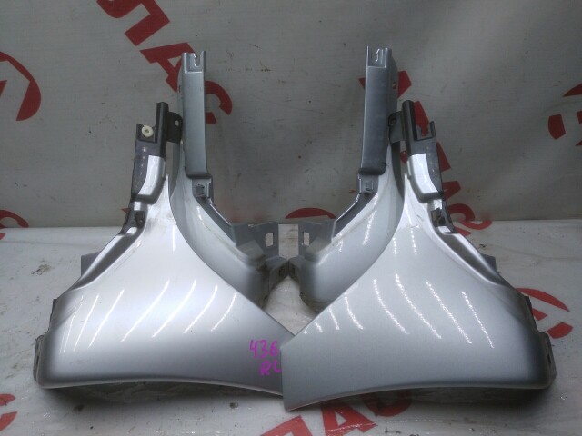 Брызговик TOYOTA Ist 