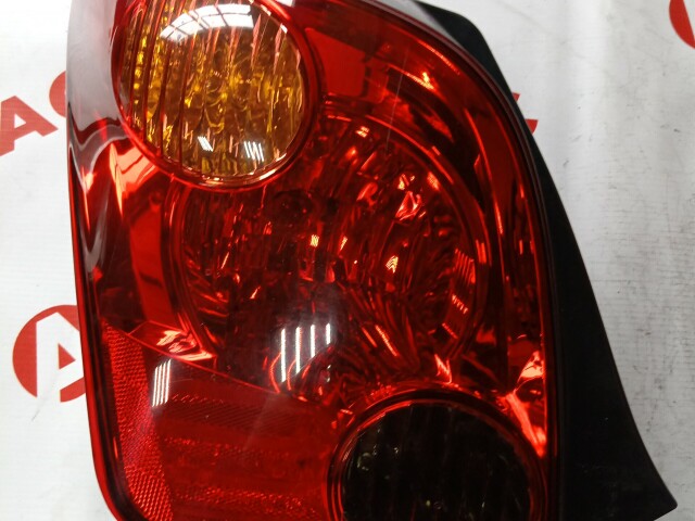 Стоп TOYOTA Ist 