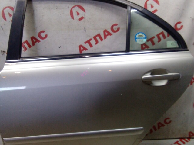 Дверь TOYOTA Avensis 