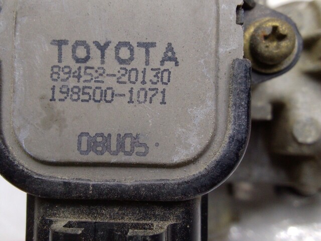 Дроссельная заслонка TOYOTA Platz 1NZ-FE