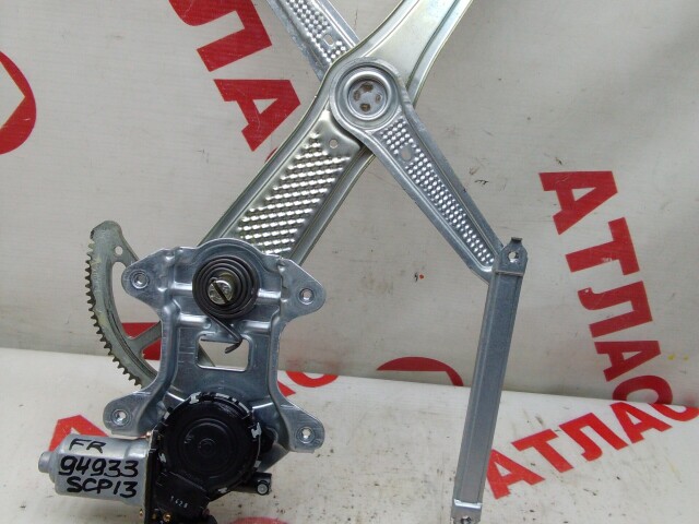 Стеклоподъемник TOYOTA Vitz 