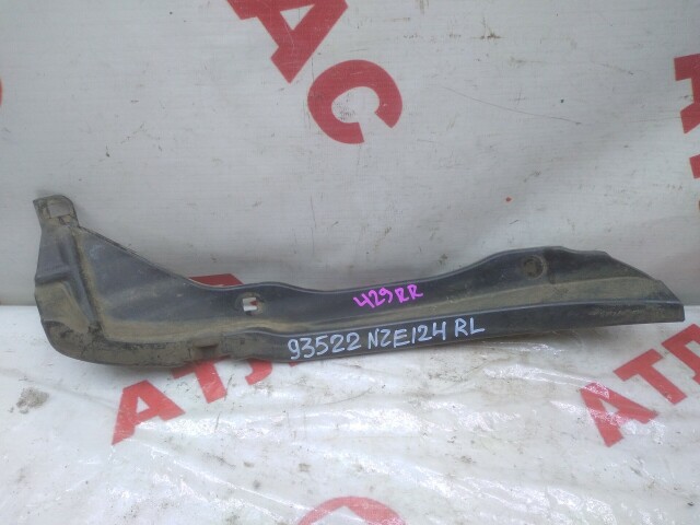 Подкрылок TOYOTA Corolla 