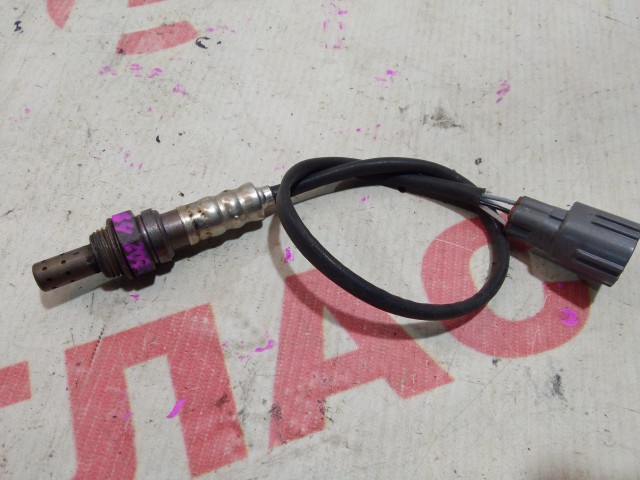 Датчик кислородный TOYOTA Avensis 1AZ-FSE