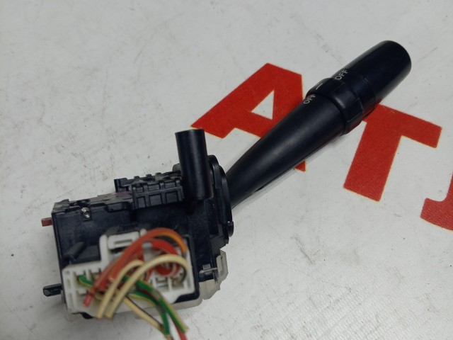 Гитара руля TOYOTA Avensis 