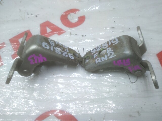 Кронштейны двери HONDA Stream 