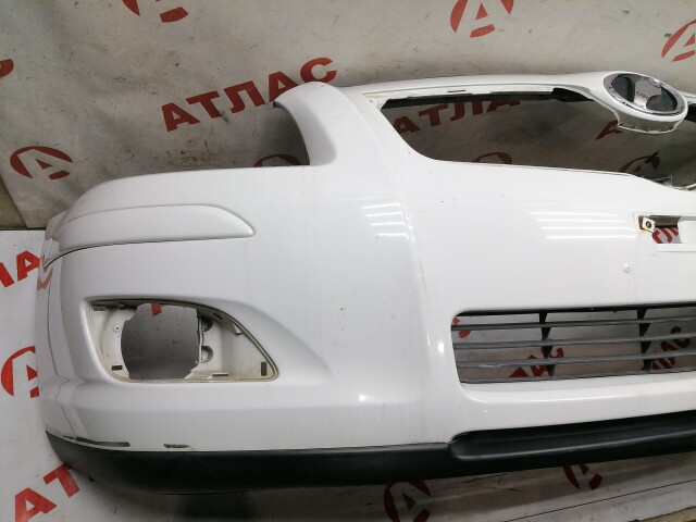 Бампер передний TOYOTA Avensis 